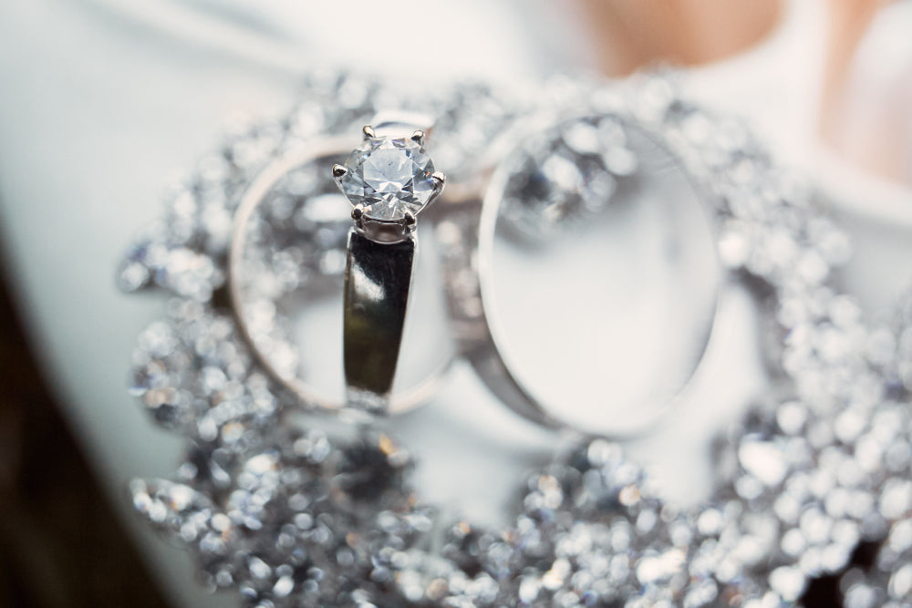 Top 5 Diamond Solitaire Settings for Every Style